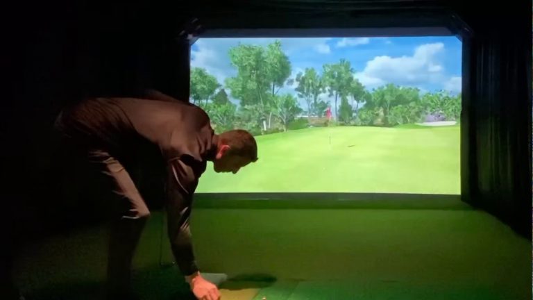 Flightscope MEVO+ Chipping on e6 Golf